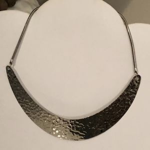 VINTAGE HAMMERED SILVERTONE CHOKER 1960s